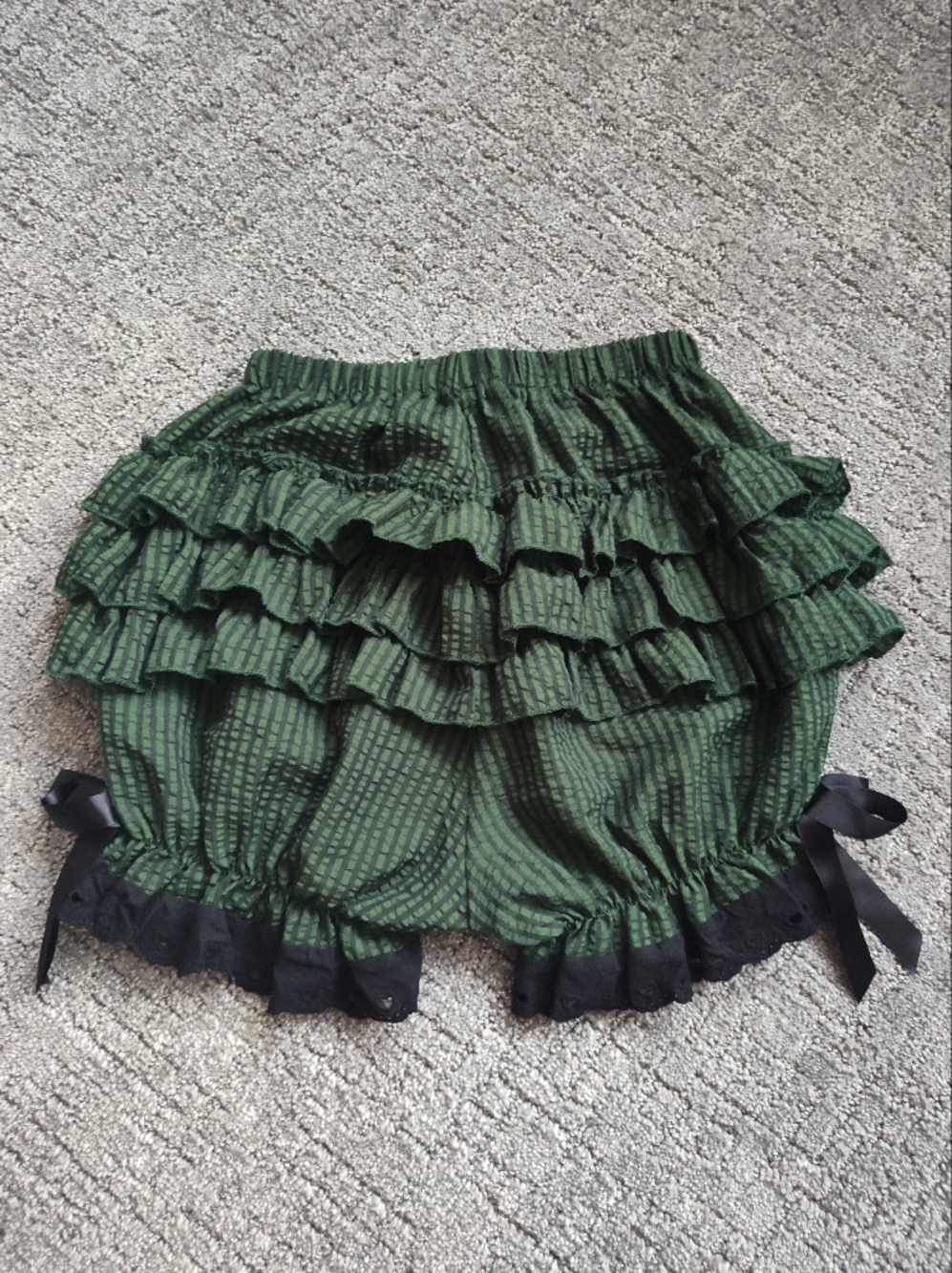 Green Ruffled Bloomers - Picture 2 of 4